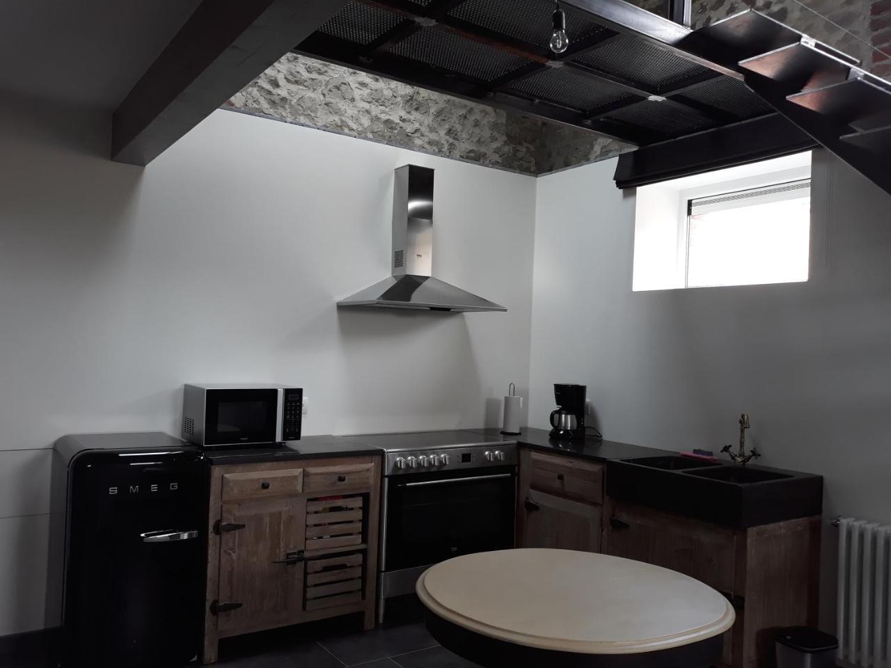Aux Charmes De La Campagne Villa Hautrage ภายนอก รูปภาพ